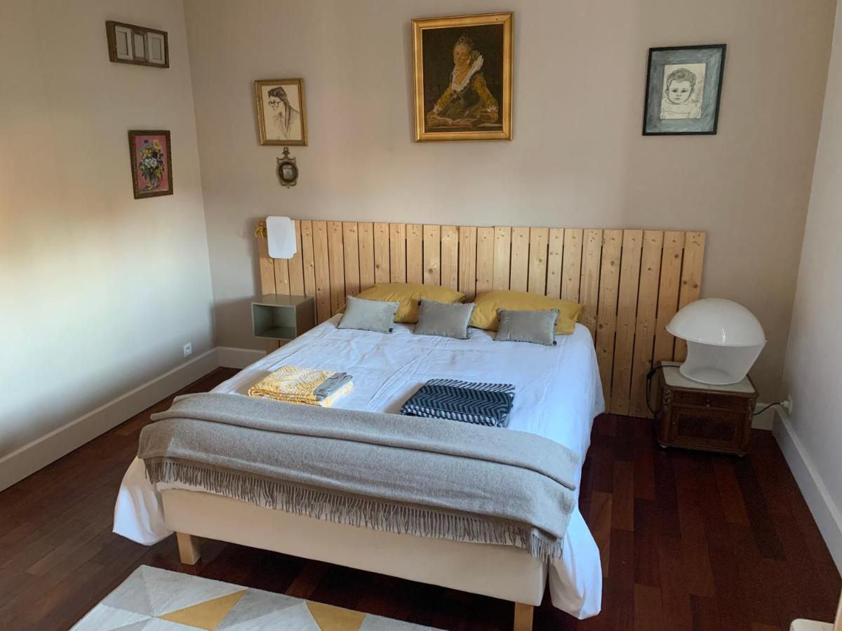 Suite Privative Abella - Aile De Maison Bourgeoise Ambares-et-Lagrave Luaran gambar
